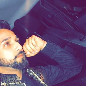 Meet your Posher, Adnan